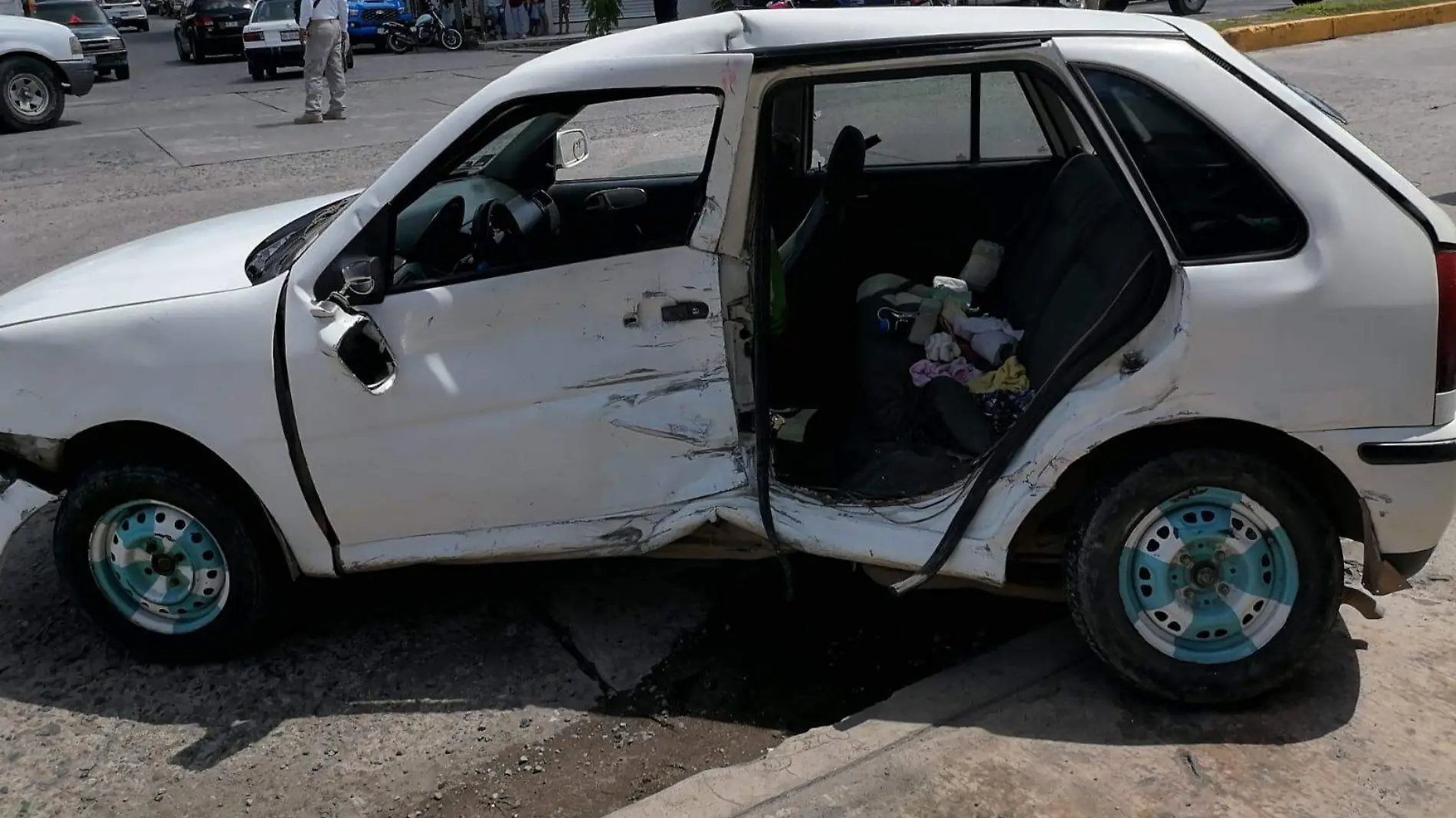 muere bebe en accidente de auto